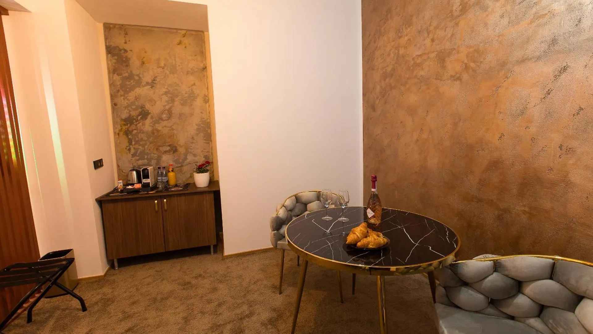 Al Centro Bed & Breakfast Bucureşti